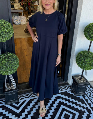 ODETTE | Puff-Sleeve Maxi for Flattering Grace and Comfort