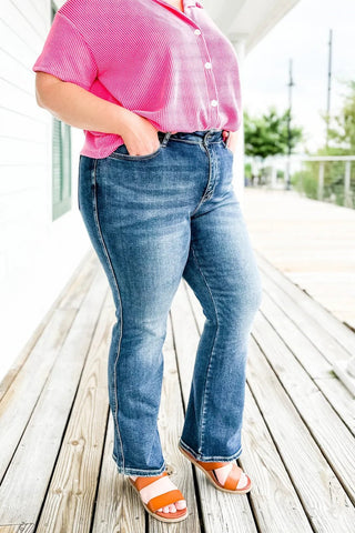 High-Waisted Sculpting Jeans FitCurve™